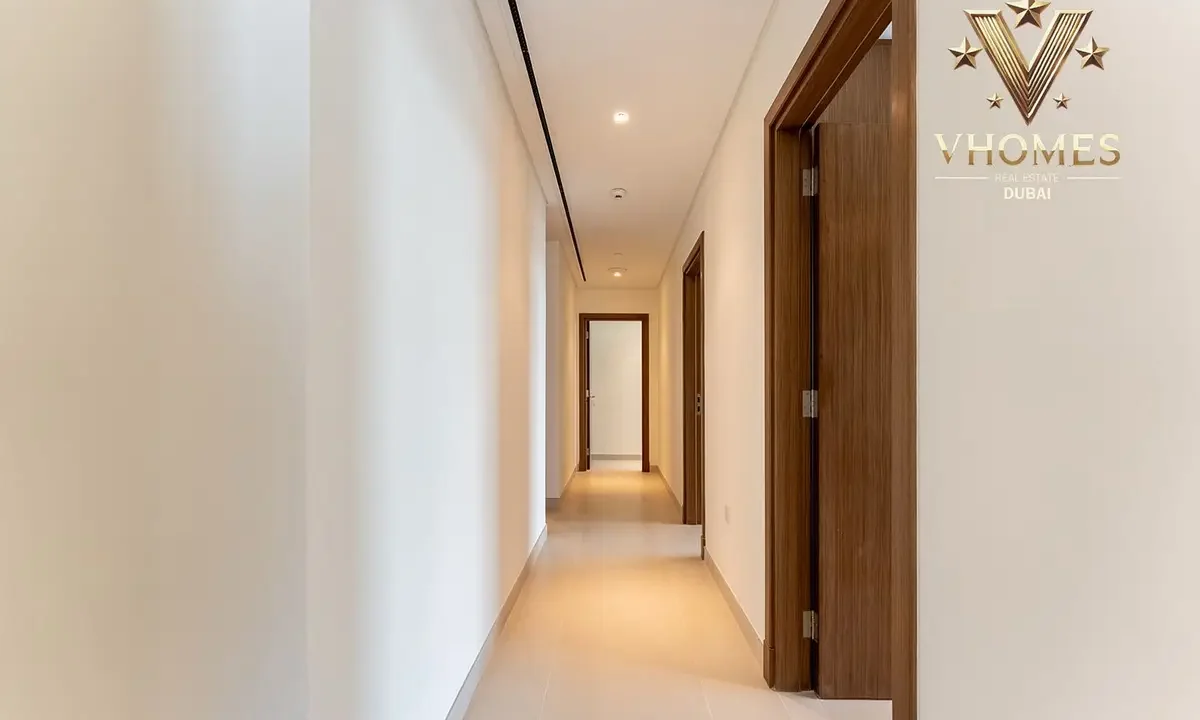 Canal Front Residences 14