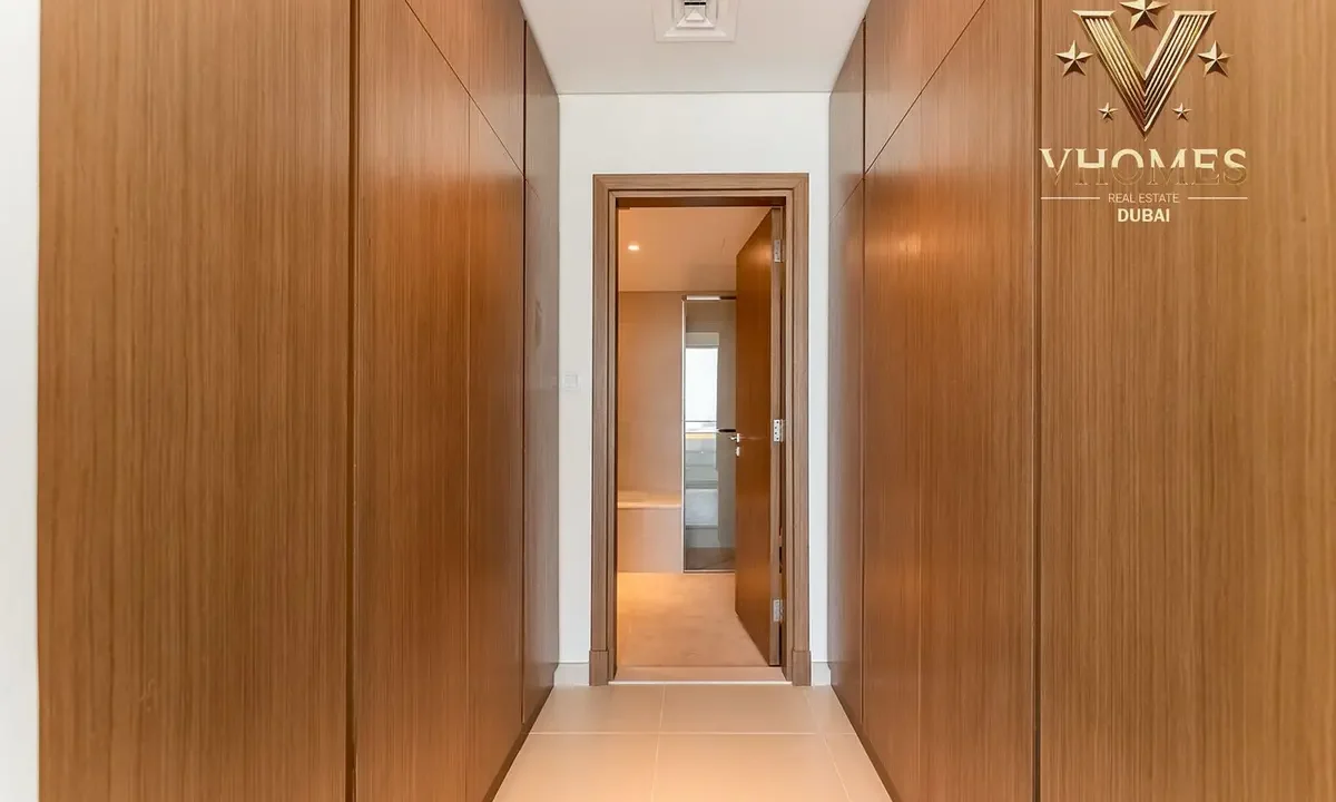 Canal Front Residences 6