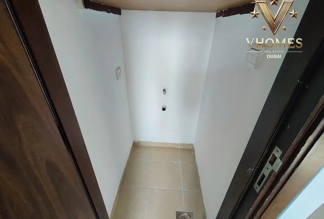 Executive Tower F,19