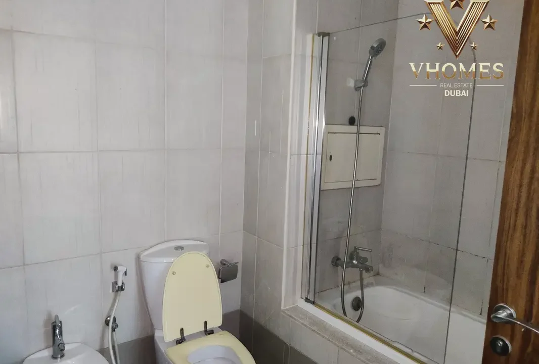 Executive Tower F,21